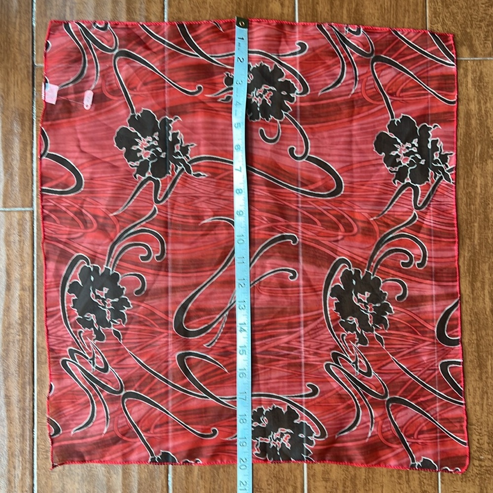 Red and Black Floral Scarf - Picture 3 of 8